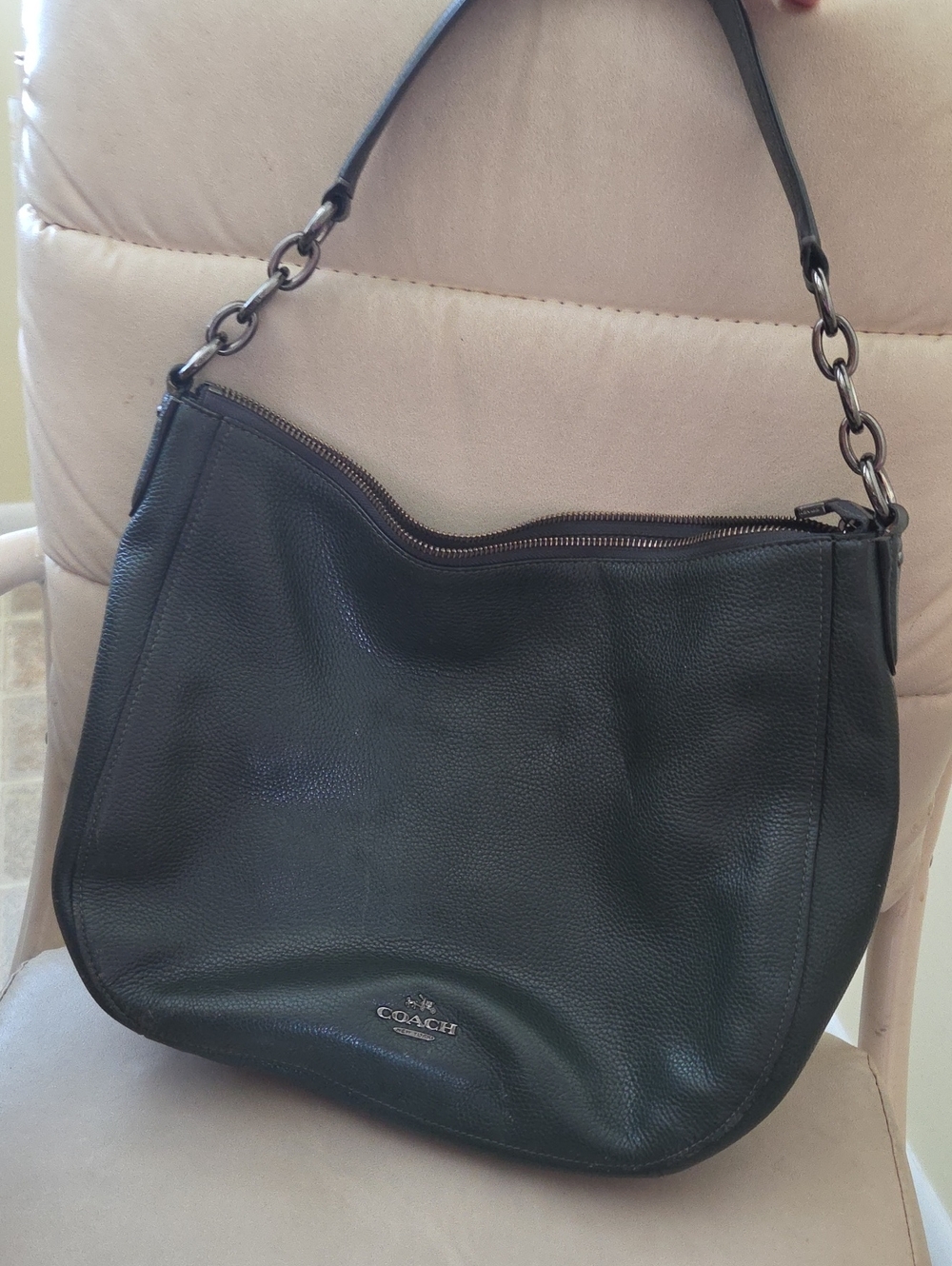 Coach Chelsea 32 Hobo Bag Dark Olive Green Pebbled Leather